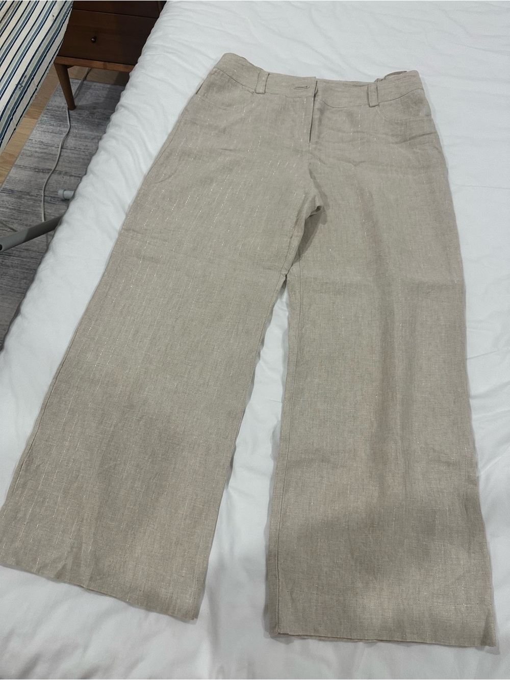 100% Linen Wide-Leg Pants in Light Beige